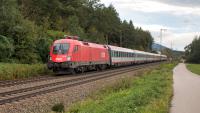 Elektrolokomotive ÖBB Taurus 1116 278 Eurocity bei Freilassing