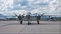 Hangar 7 Hangar 8 Salzburg Flughafen Flugzeuge North American B-25