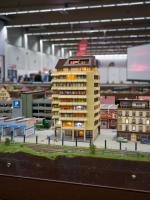 Modellbaumesse Ried 2024 Modelleisenbahn Hochhaus H0